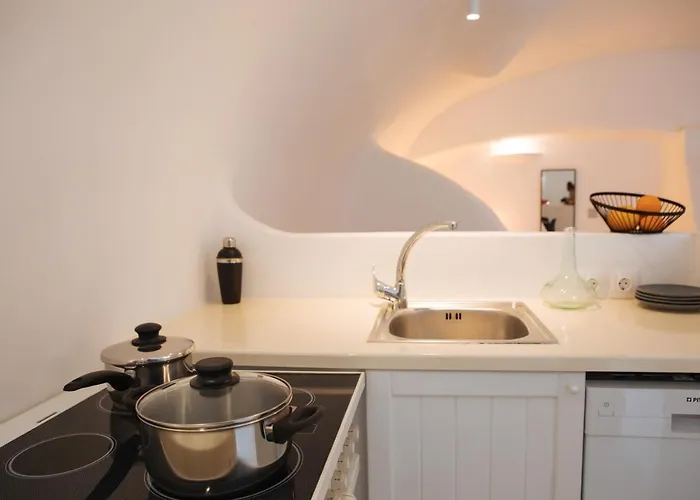 Villa Assyrtiko By A Terre Cave *