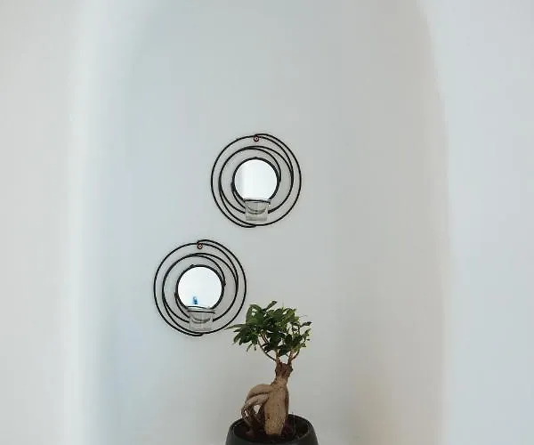 Assyrtiko By A Terre Cave Villa