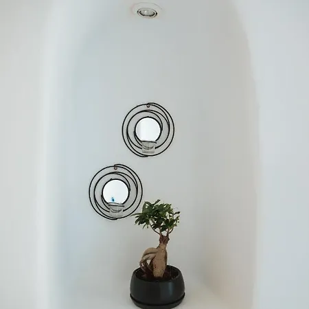 Assyrtiko By A Terre Cave וילה