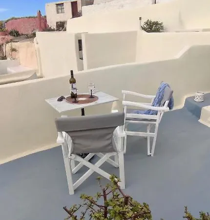 Assyrtiko By A Terre Cave וילה