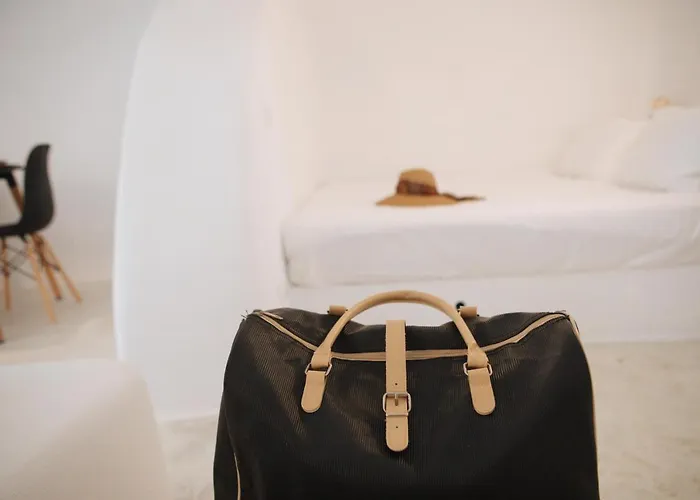 Villa Assyrtiko By A Terre Cave *